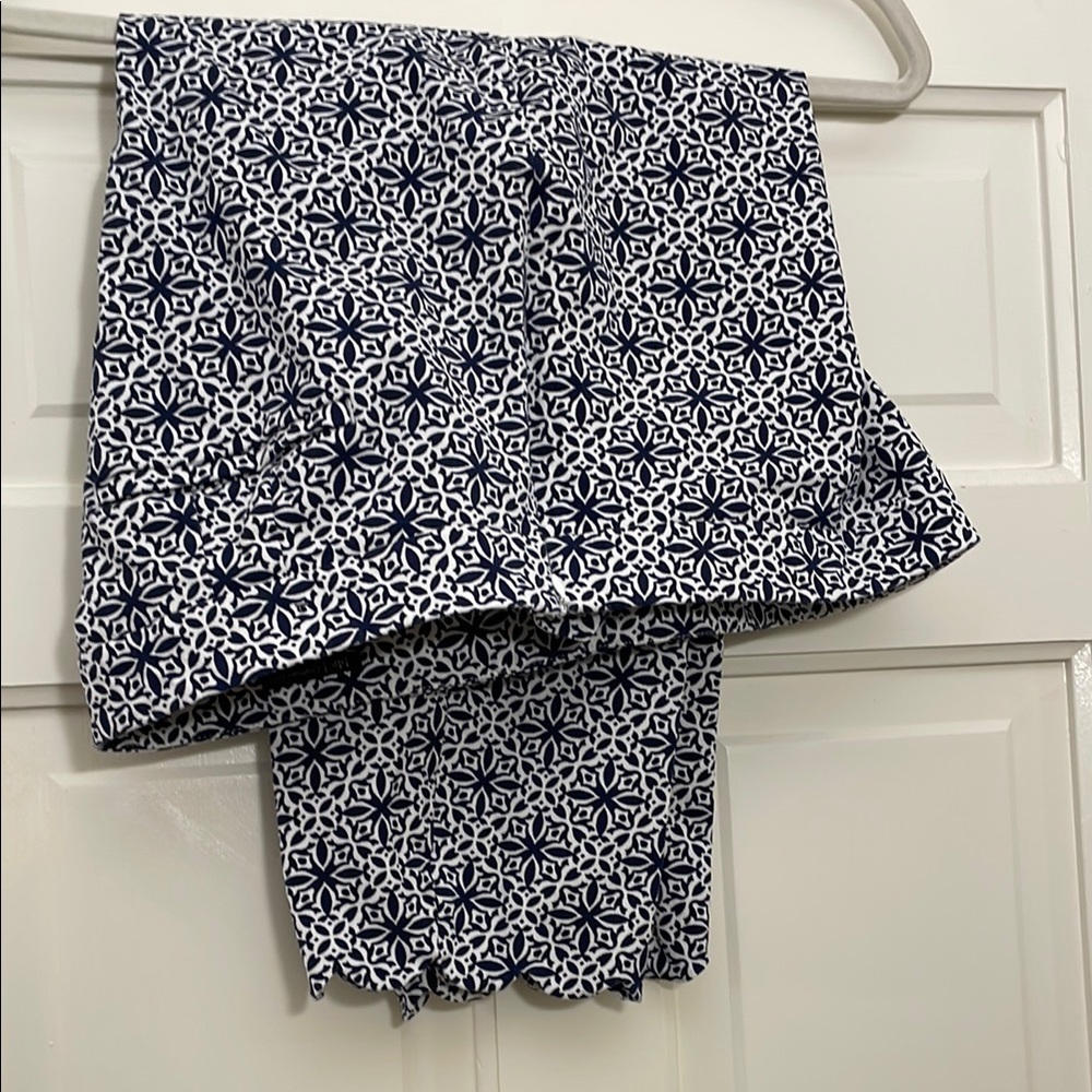 Talbots Chatham Crop  Navy and White Patterned Pants